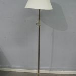 561 3211 Golvlampa
